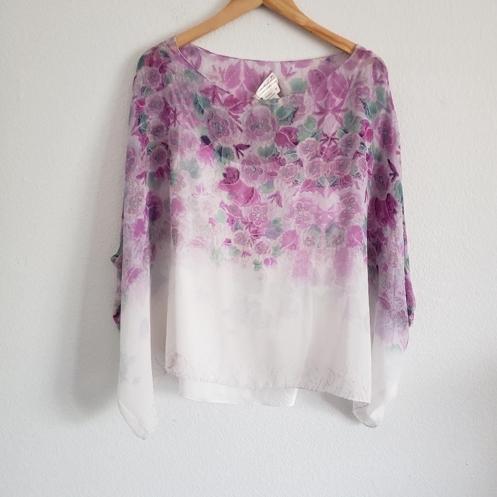 MllP chaffon floral kaftan Style top